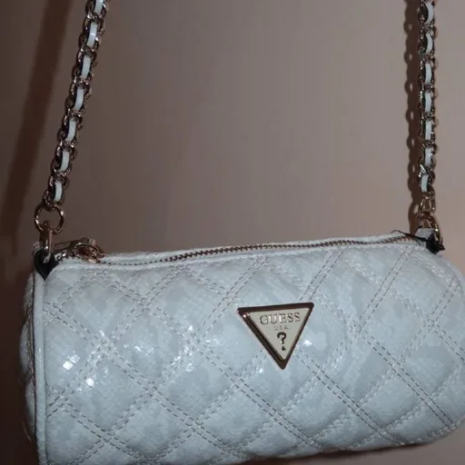 Сумка Guess
