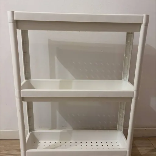 Этажерка IKEA Vesken, кофейник Bialetti, зарядка Apple, мышь Magic Mouse, швабра, вешалки, ботинки Dr Martens, скальные туфли, набор, сумка-холодильник, скакалка, Barbie