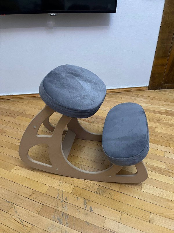 Эргономичное коленное сиденье