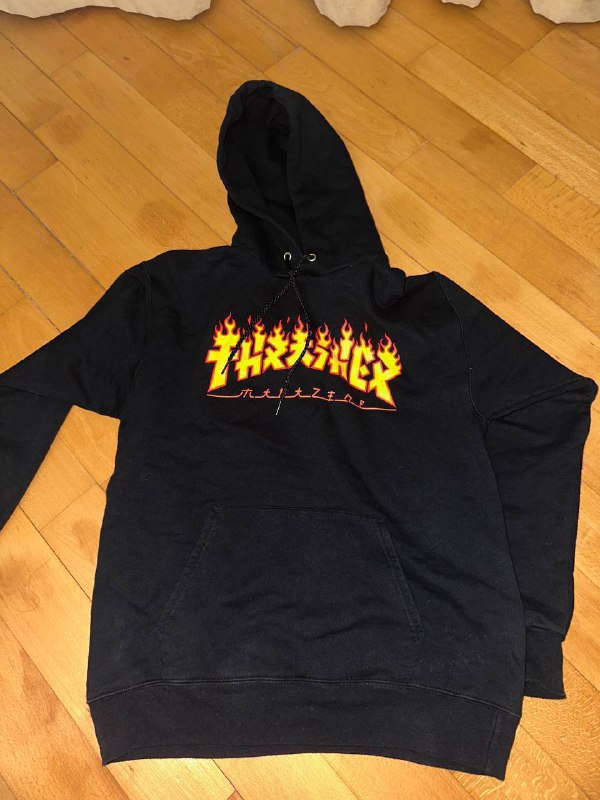 зипка Newyorker, зипка H&M, худи Thrasher, лонгслив H&M, шорты, майки, сумки Bershka, топик 3