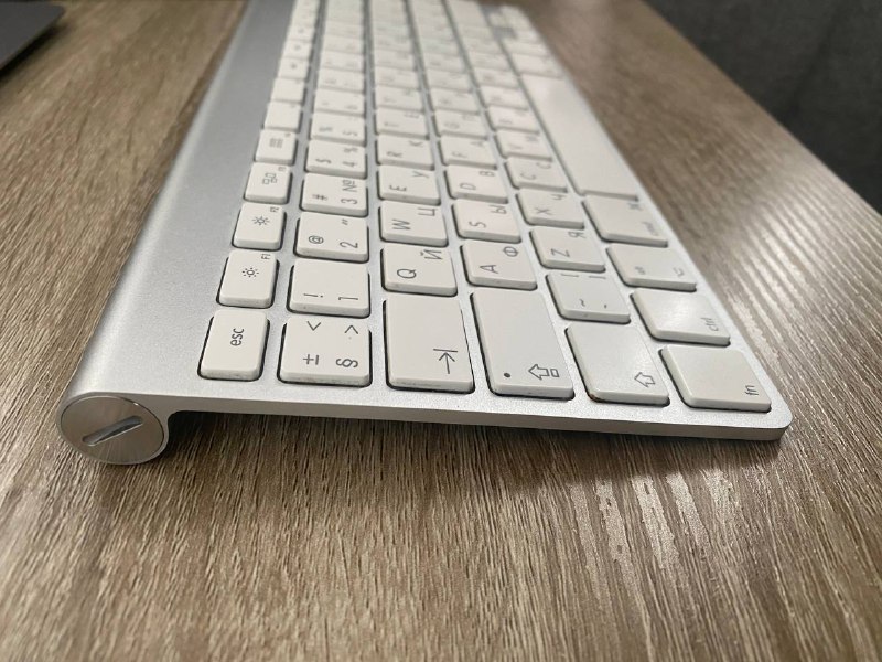 Apple Magic Keyboard (A1314) 2