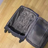 Чемодан, джинсы 2