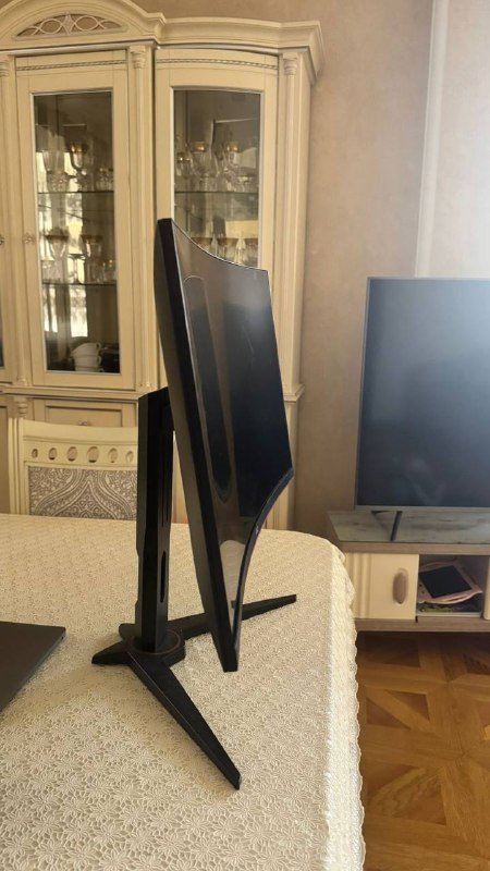 Компьютер, монитор, наушники, клавиатура, мышка 2