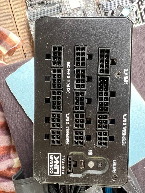 Блоки питания Corsair HX 1200I, Gigabyte XP 1200M, Seasonic GX 1300W 3