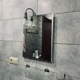 Унитаз с сифоном, умывальник с краном и зеркало 3