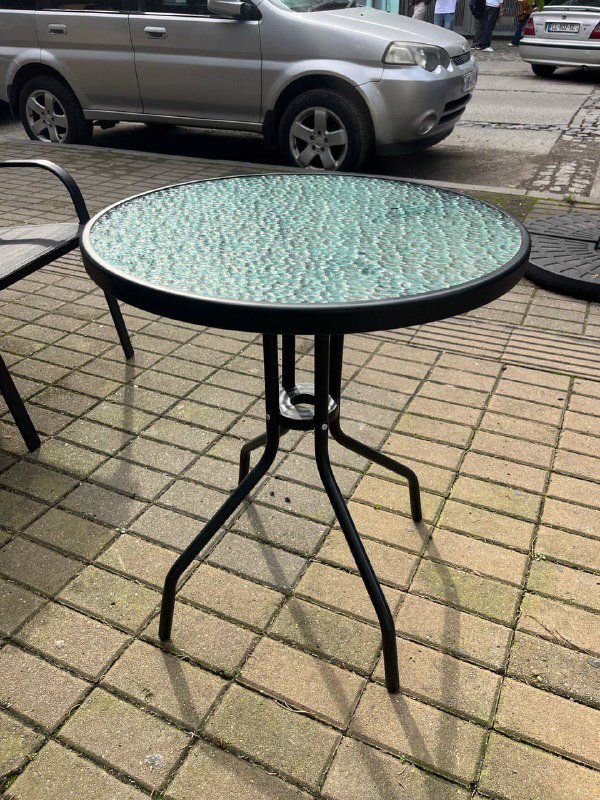 стол уличный стеклянный, морозильная камера, полка, деревянный стол, вешалки 7