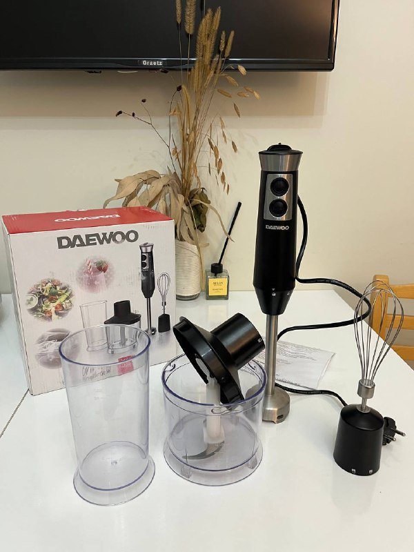 Блендер Daewoo 800 ватт с насадками