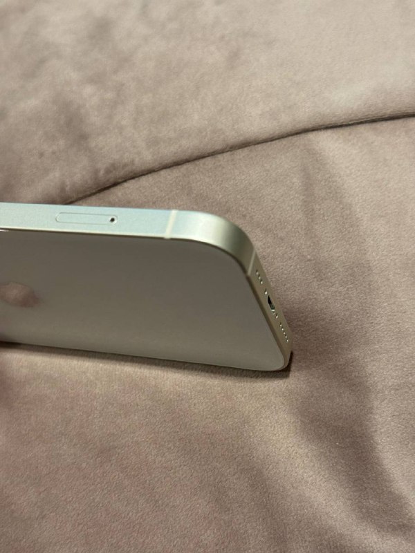 iPhone 13 128GB новый с гарантией 4