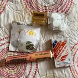 Вонючка в машину, набор для костра, шапочки для бассейна 2