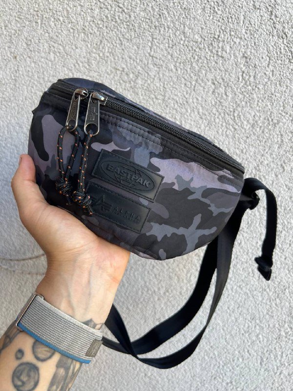Сумка Eastpak x Alpha Industries