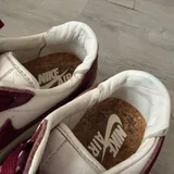 Женские кроссовки Nike 3