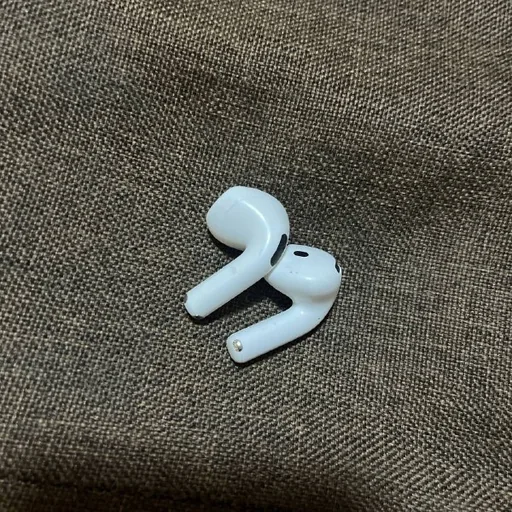Наушники AirPods 4 без кейса