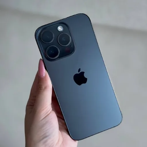 iPhone 14 Pro, iPhone 15 Pro, MacBook Air M1