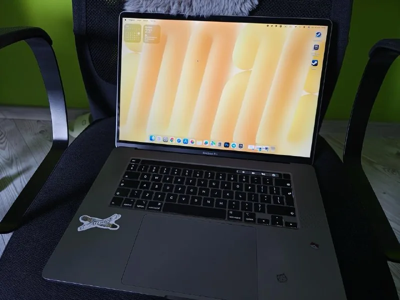 MacBook Pro 2019 Intel i9 1