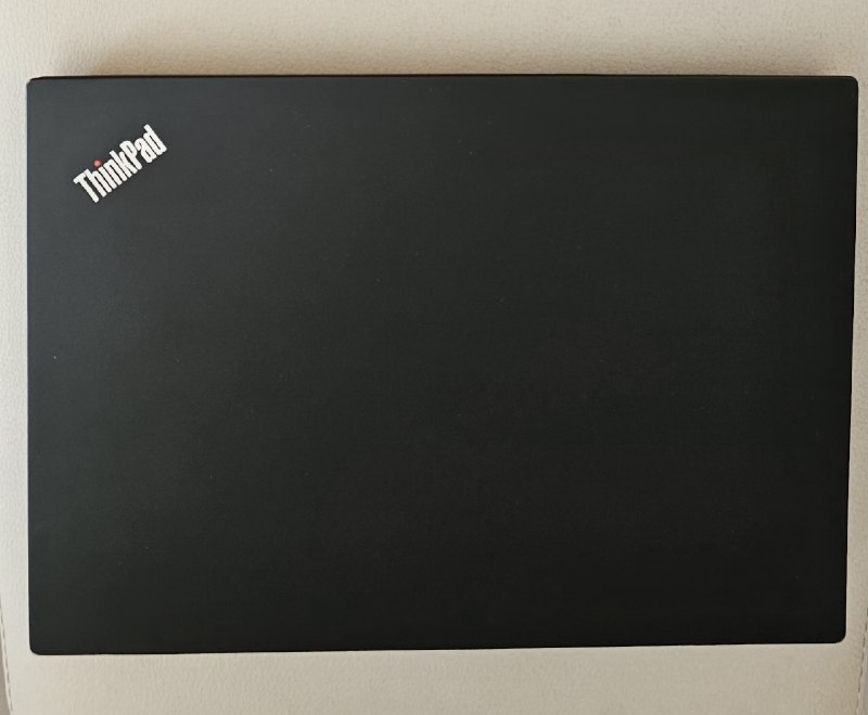Ноутбук Lenovo ThinkPad E14 14" IPS FHD i5 8GB 256GB 2