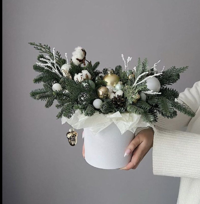 Новогодние рождественские композиции из веток 3