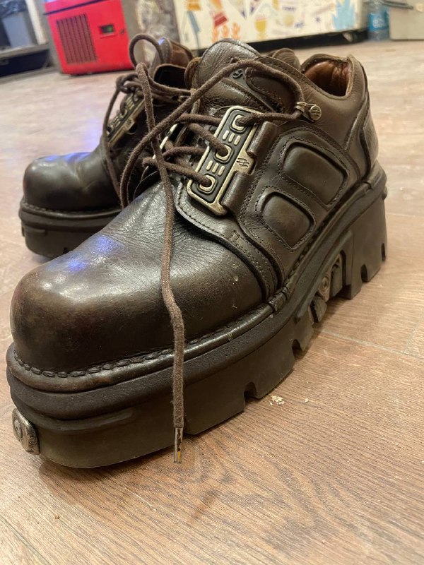 New rock original edition shoes size 44 3