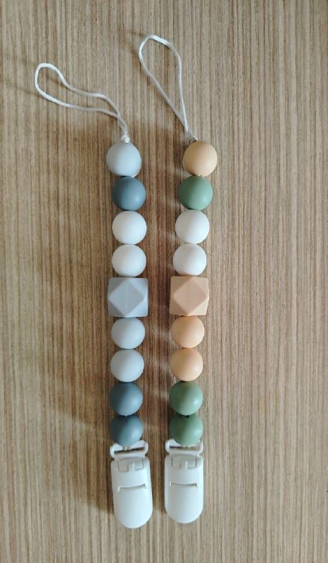 Silicone bib, pacifier clip, baby cups, hats 3