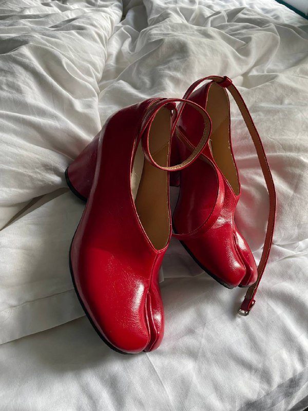 Женские красные туфли таби размер 38 6