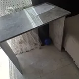 Стол цвета бетон 1