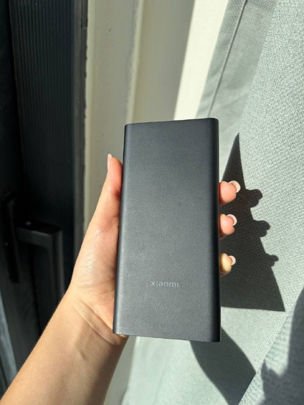 Повербанк Xiaomi с беспроводной зарядкой 3