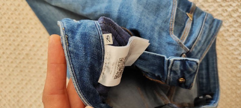 Джинсы Guess женские 4