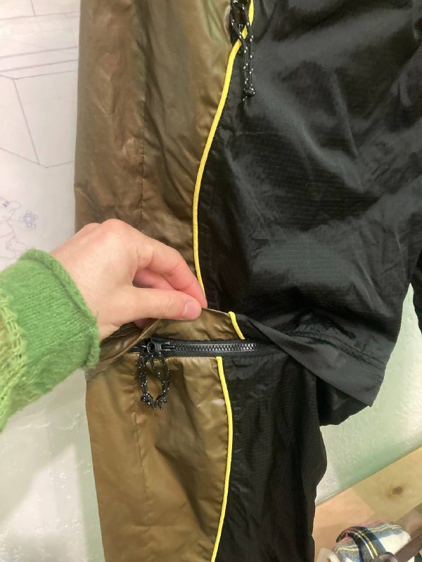 кроссовки Oakley, свитер из альпаки, комбез Nike, штаны 8