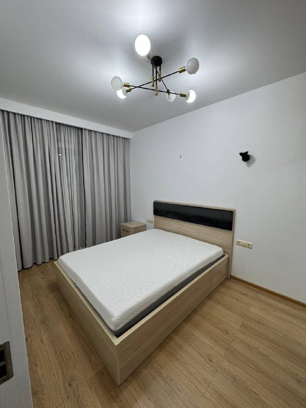 2х комнатная квартира с 1 спальней, аренда на год 4