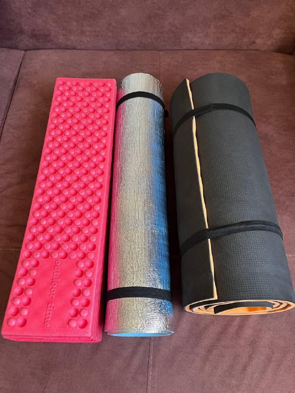 2 спальника Easy Camp Moon 200 и 3 каремата 5