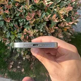 iPhone 15 Pro 256 GB 3