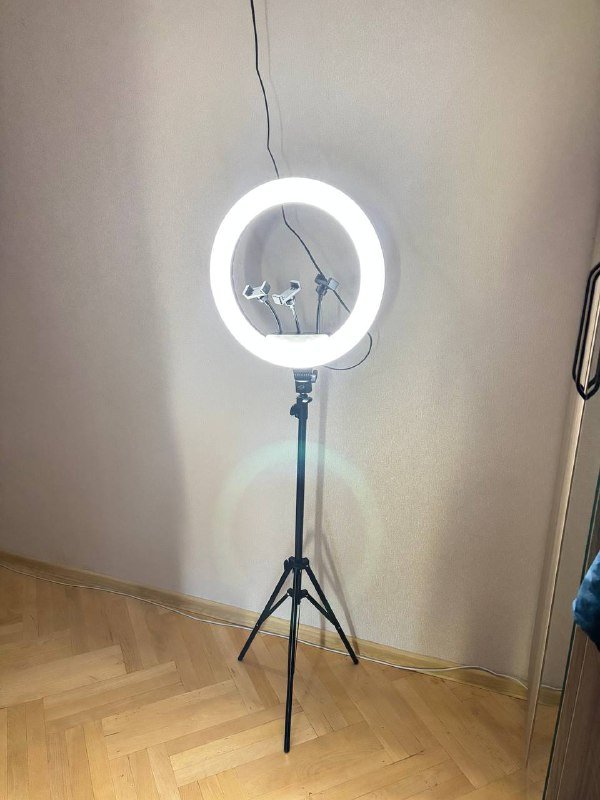 Кольцевая лампа с пультом управления 4