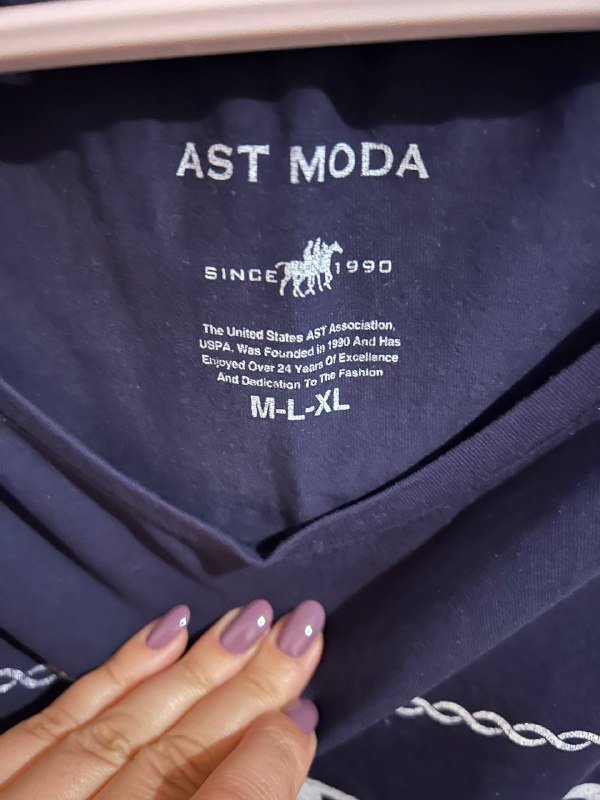 Женская футболка 2