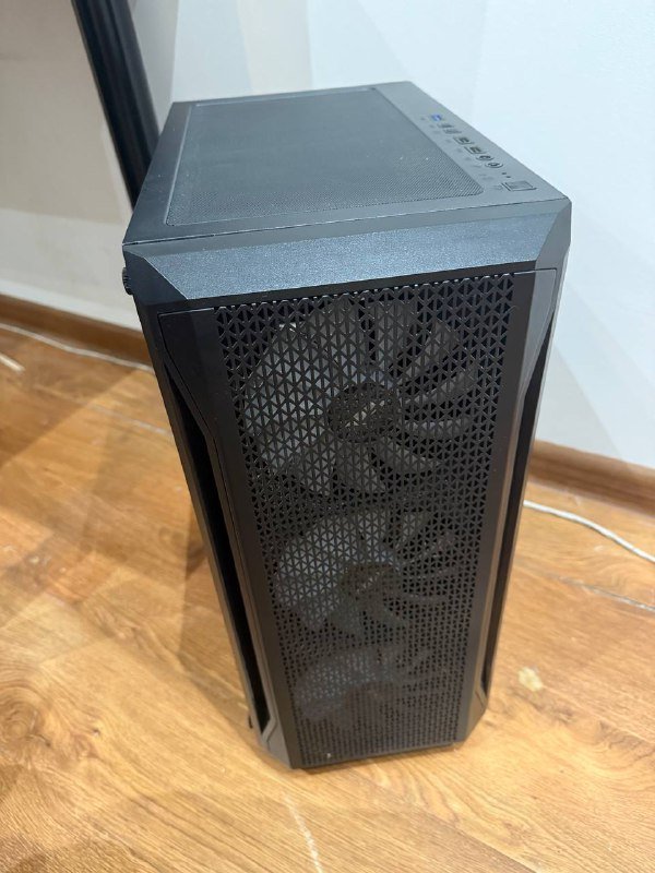 Игровой ПК Ryzen 5 5500, RTX 2080, 32GB RAM, SSD, 2 монитора, стол, клавиатура 6