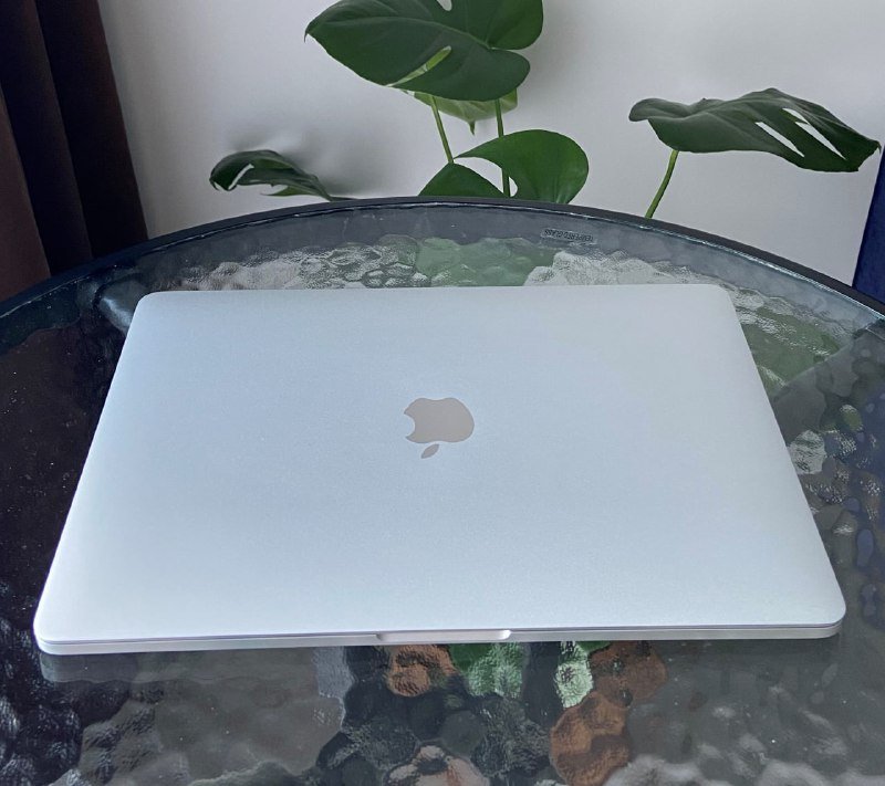 MacBook Pro 2017 13 inch i5 16Gb 512Gb с TouchBar 2