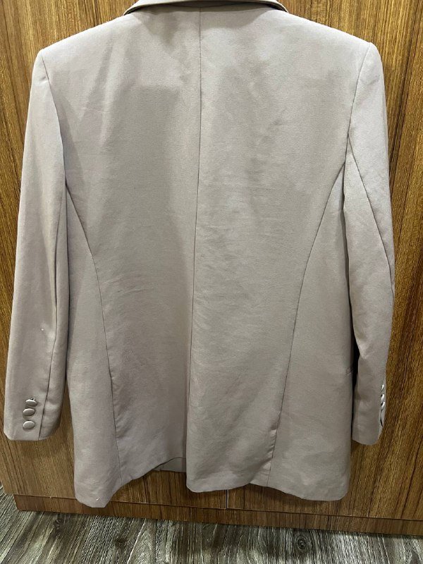 Куртка, кастьюм, джинсовая юбка, черная рубашка 4