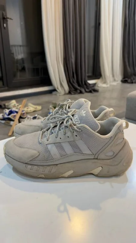 Adidas Originals ZX22 Boost 1