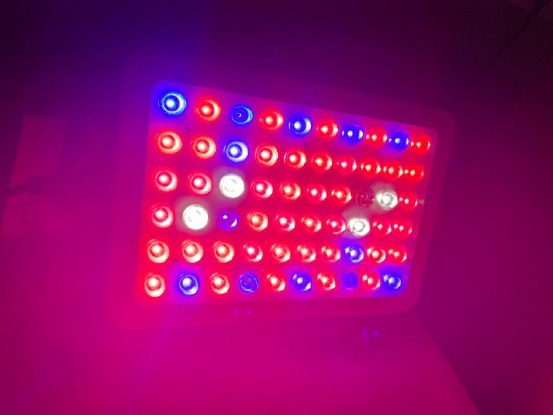 Лампа для растений 130W 3