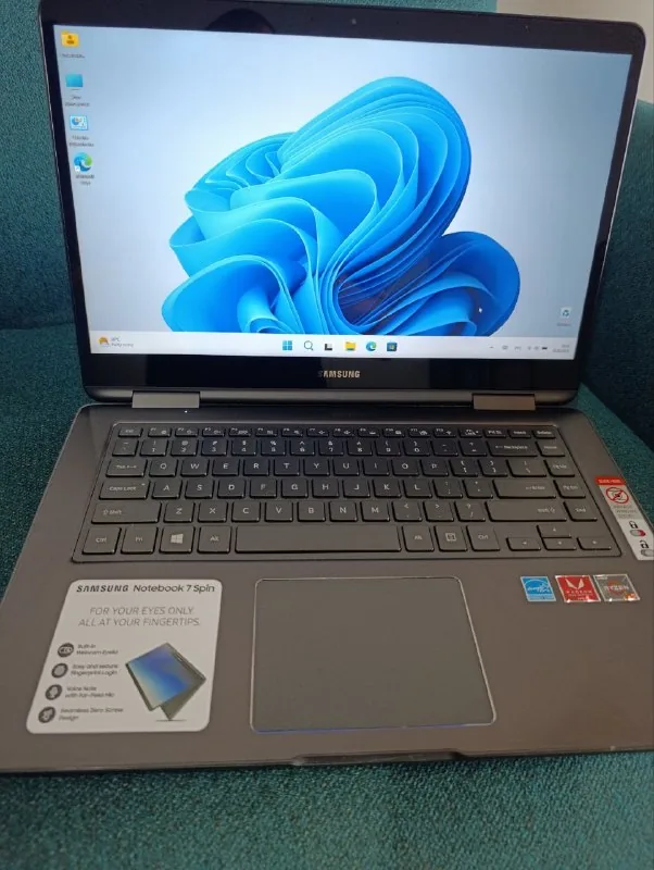 Samsung Notebook 7 Spin 1