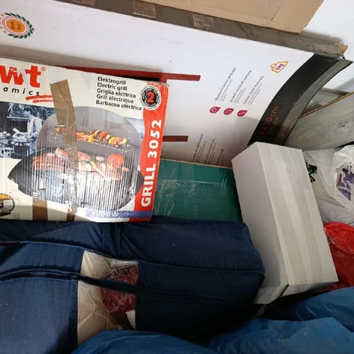 Electric grill and belongings