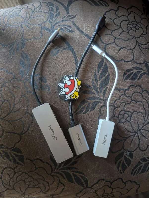 Mi Band 8, гироболл, боксерские перчатки, фильтры, нож, USB hub, адаптеры 1