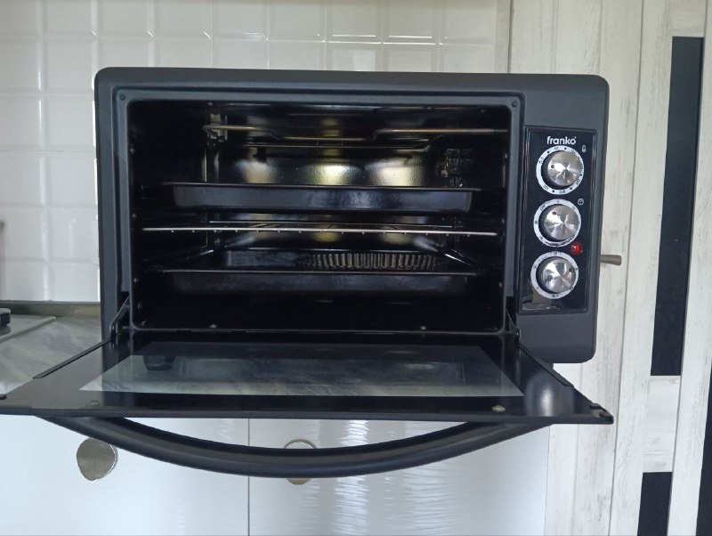 Электрическая духовка franko 50 л с конвекцией 2