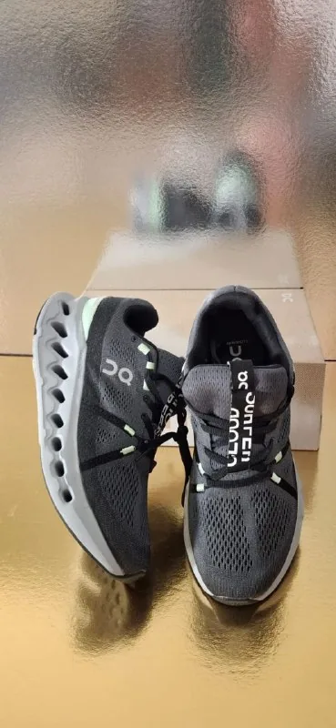 Кроссовки On Running 8