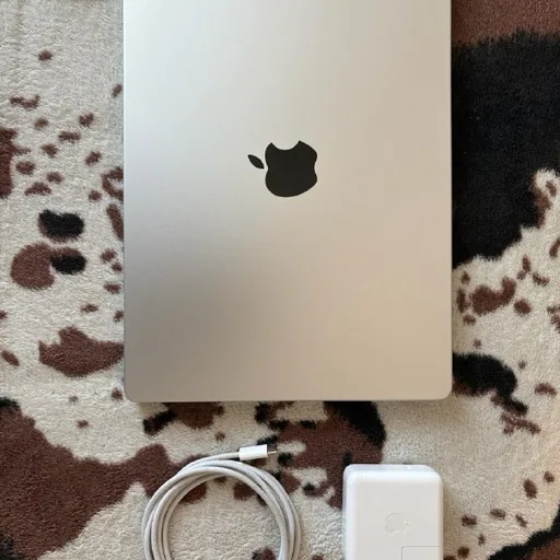 MacBook Pro 14 на процессоре M3, 8GB RAM, 512GB SSD