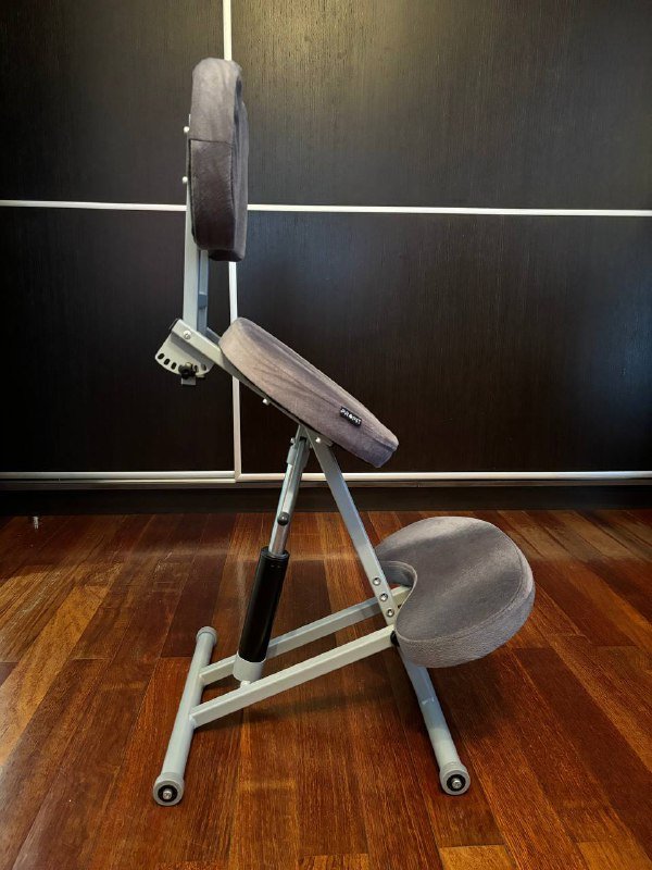 Ортопедический коленный стул PRO FIT со спинкой