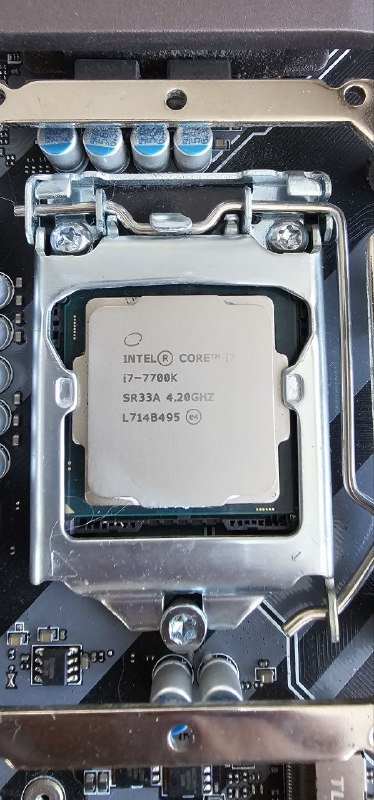 Материнская плата MSI Mortal Arsenal Z270M, процессор i7 7700K 2