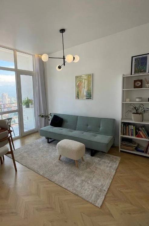 Стильный раскладной диван