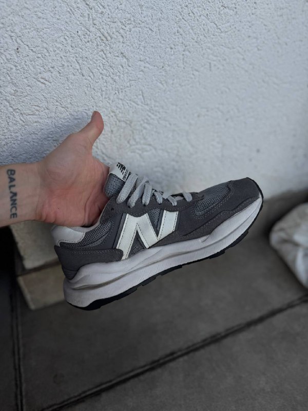 New balance 57/40 кроссовки женские размер 38,5 2