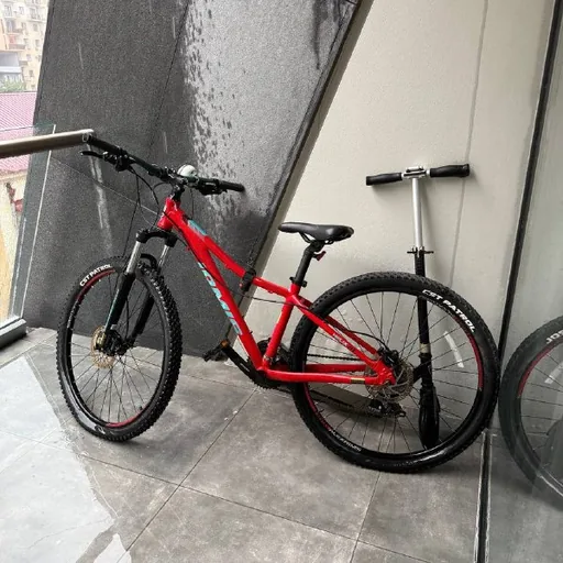 ორიგინალი James Bikes ველოსიპედი