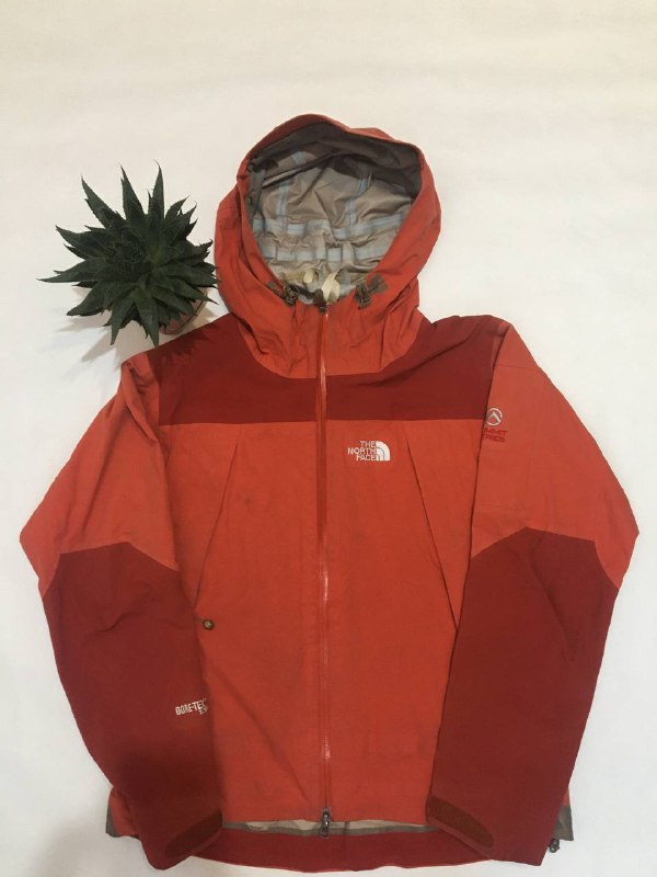 Мембранная куртка The North Face женская размер М