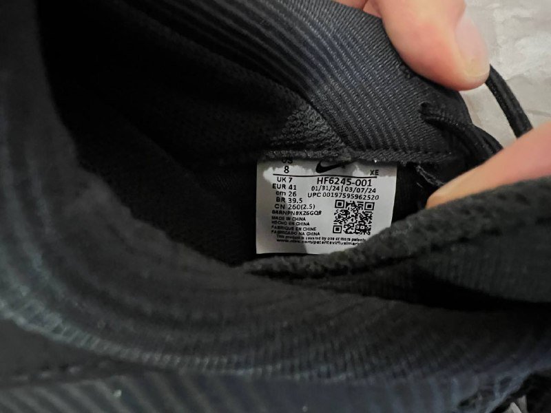 Шлепки, черные, черно-белые и серо-белые кроссовки 4